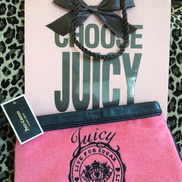 Juicy Couture Handbags - 💢SOLD💢NWT Authentic Juicy Couture Large Wrislet Juicy Couture Handbags - 💢SOLD💢NWT Authentic Juicy Couture Large Wrislet