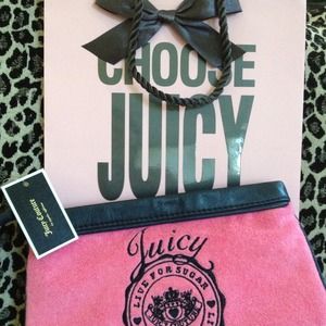 Juicy Couture Bags - 💢SOLD💢NWT Authentic Juicy Couture Large Wrislet Juicy Couture Bags - 💢SOLD💢NWT Authentic Juicy Couture Large Wrislet