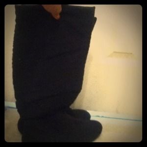 Black boots , brand new