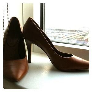 Banana Republic Shoes - Banana Republic "Garrah" Shoe Banana Republic Shoes - Banana Republic "Garrah" Shoe