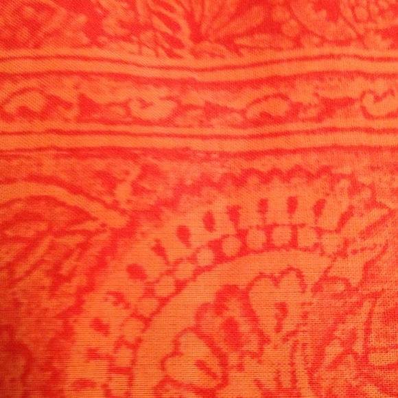 Red bubble top - Picture 2 of 4