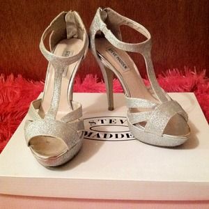 Gorgeous Steve Madden Sparkling Heels