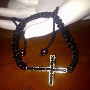 Side cross bracelet