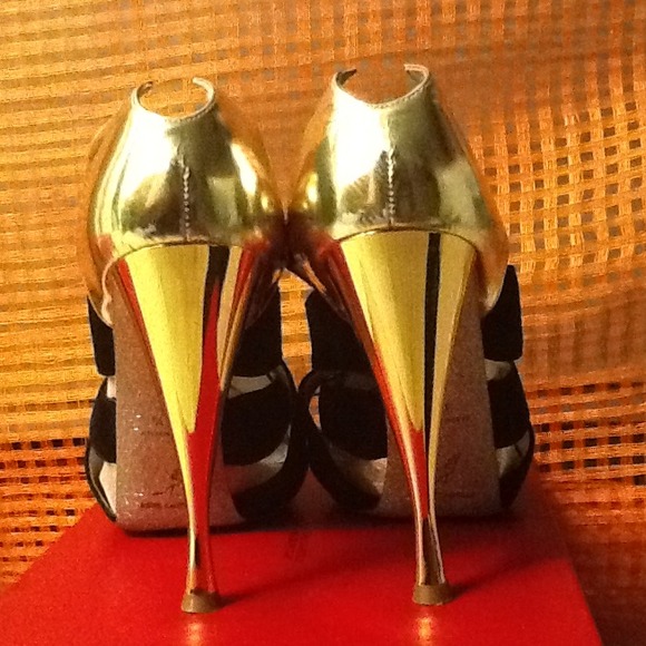 ๐ฏ RENE CAOVILLA High Heels - Picture 2 of 4