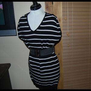 Calvin Klein knit dress w/ belt
