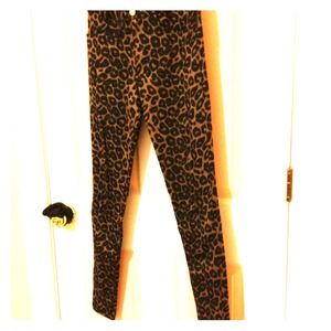 High waisted skinny leopard print pants