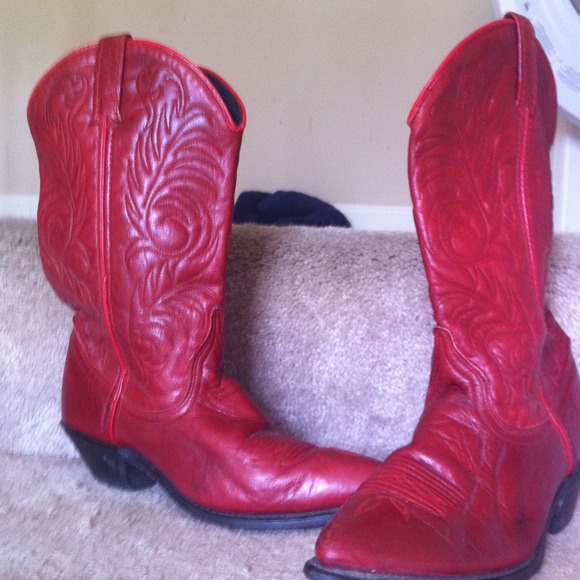 Red cowgirl boots