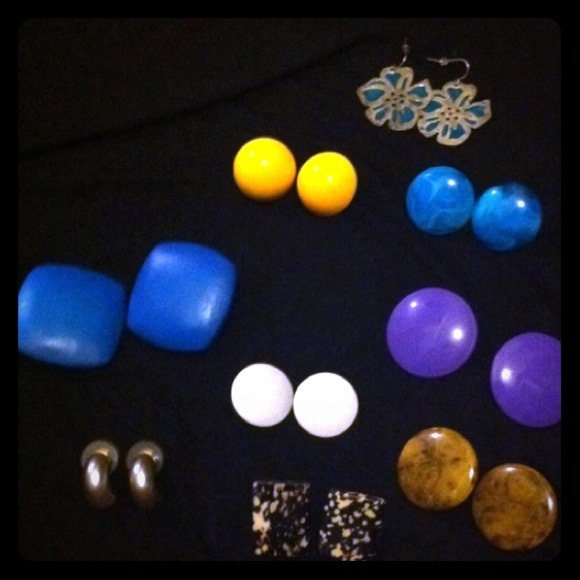 🔻REDUCED🔻Cute fashion earrings set