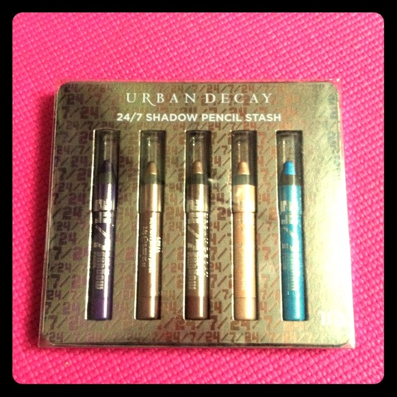 NEW Urban Decay 24/7 shadow pencil stash
