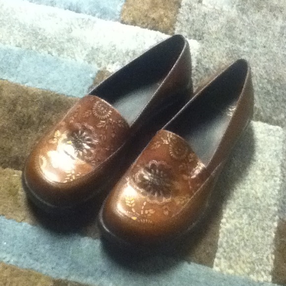 Dansko shoes