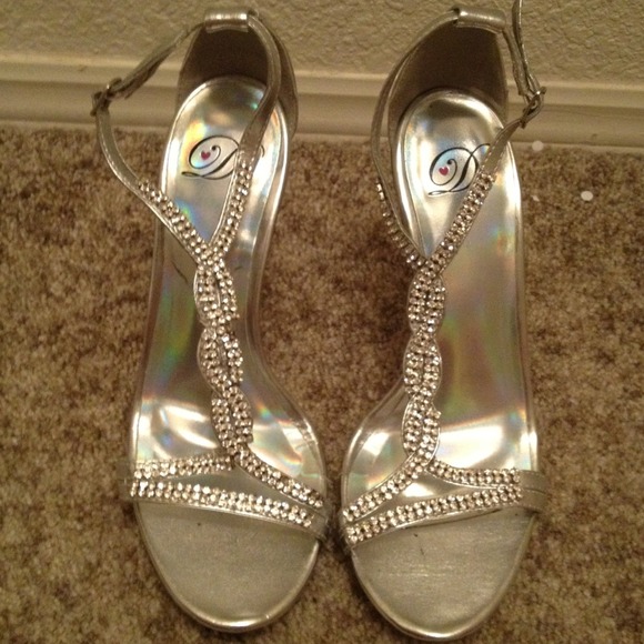 Shoes - Strappy Silver rhinestone heels.