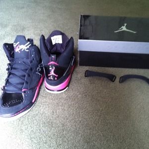Jordan Flights Size 7 In Boys.