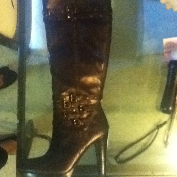 Never bean open and brand new