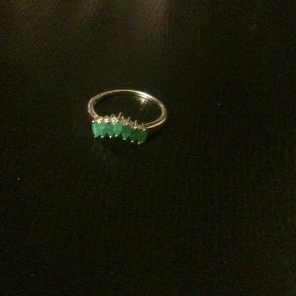 Nicki13m. Ring