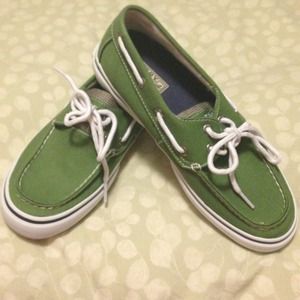 New Sperry boat shoes sz 9 women's