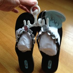 OKAb shoes.  The Cynthia in Licorice.