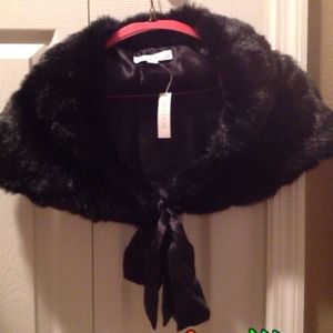 "SOLD"NEW Black White House Black Market Fur Shawl
