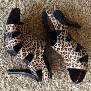 Donald J. Pliner  "Garbo"