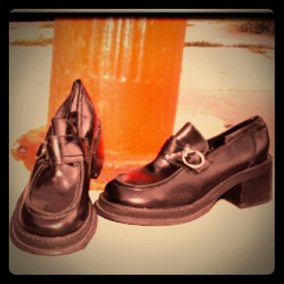John Fleuvog Inspired Waxed Leather Bailey