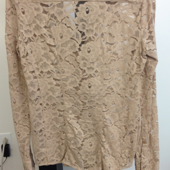 Lace top - Picture 3 of 3