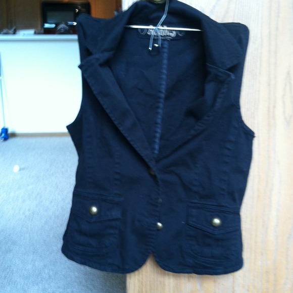 Black vest