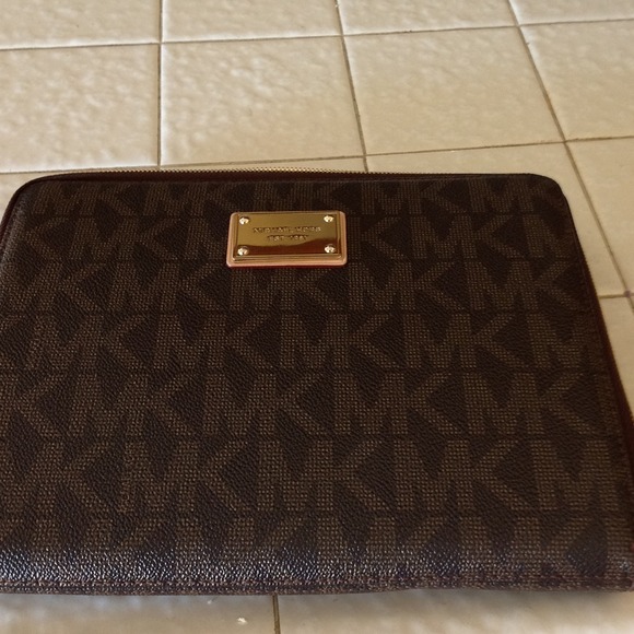 Michael Kors IPad Case