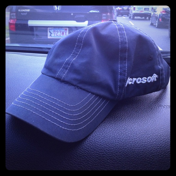 Really stylish blue hat