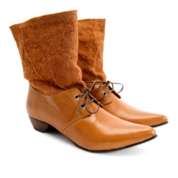 NWT John Fluevog "Shelagh"