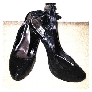 Steve Madden black glitter shoes!!!