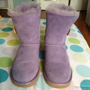 Light purple UGGS!