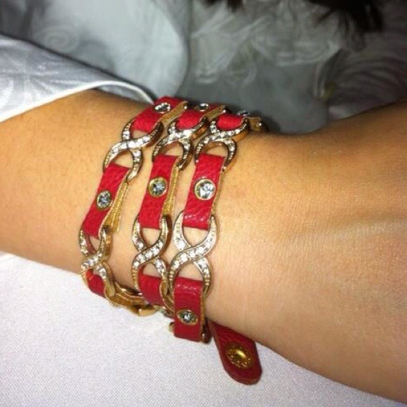 💋❌⭕❌⭕ Bracelet 💋 - Picture 2 of 3