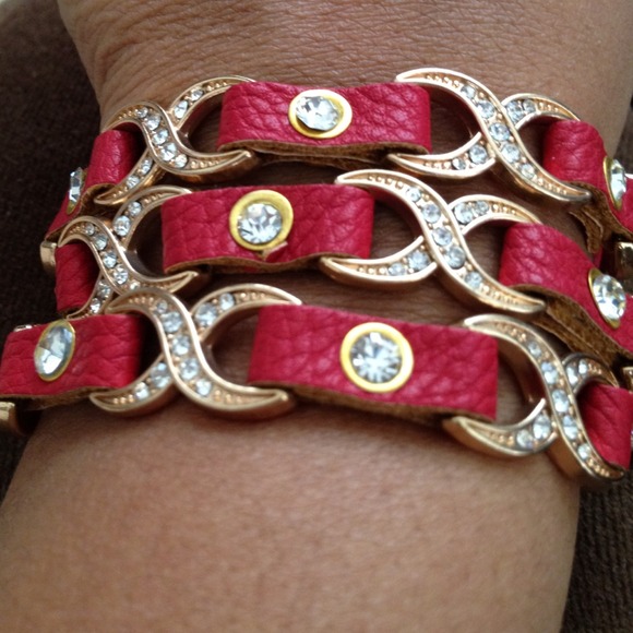 💋❌⭕❌⭕ Bracelet 💋 - Picture 3 of 3