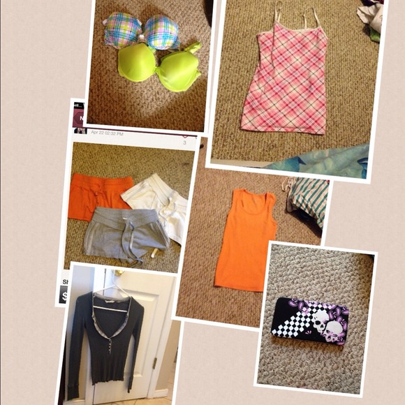 Bundle!(:
