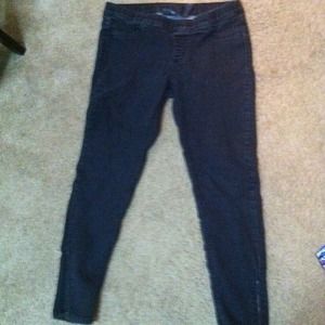 Black skinny jeans