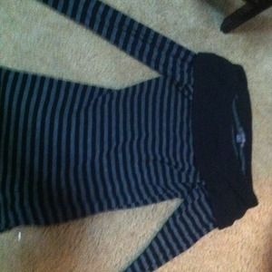 A black stripped forever 21 sweater