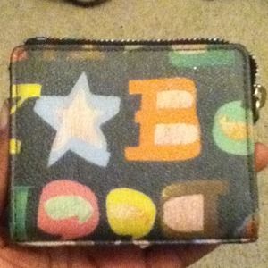 🌟REDUCED🌟Authentic dooney wallet