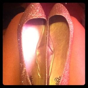 NEW Light pink glitter flats