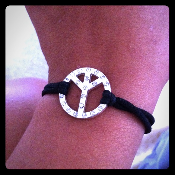 Accessories - Peace sign bracelet