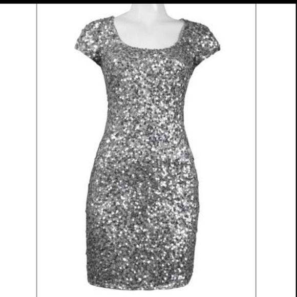 Adrianna Pappell sheath sequin dress size 10