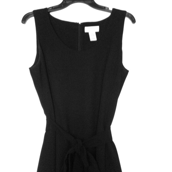 Black knee-length Covington dress