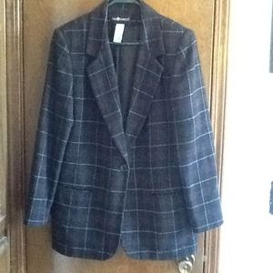 * reduced *Plaid jacket