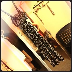 ❌SOLD❌Stretch Aztec Print Dress ❌