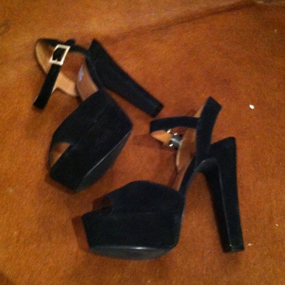 Steve Madden Heels - Picture 3 of 3