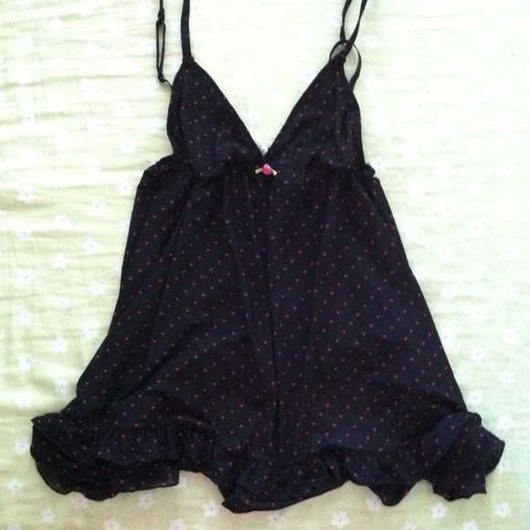 ❌TRADED❌ Nighty with heart polka dots
