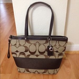 ❤🌟RESERVED FOR LADYBUG18🌟❤AUTHENTIC Coach Tote