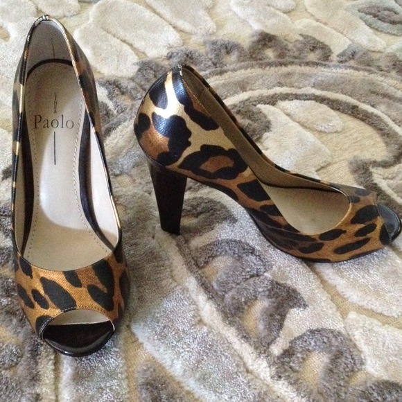 ❤️SOLD LOCALLY❤️ Linea Paolo 'Gianna' Peep-toe - Picture 2 of 3