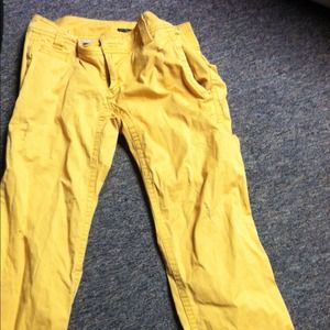 💢💢SOLD💢💢Yellow skinny pants