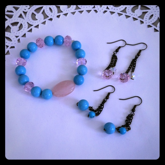 ✴SOLD✴Baby pink and blue jewelry set