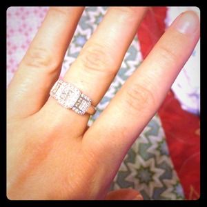 14k white gold, 1/2 CT