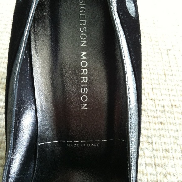 Sigerson Morrison flame pumps! - Picture 3 of 4